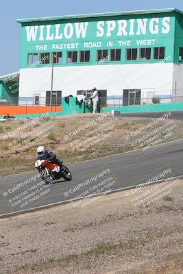 media/Apr-20-2025-AHRMA (Sun) [[393a79c373]]/Race/Group 2/Turn 4b/